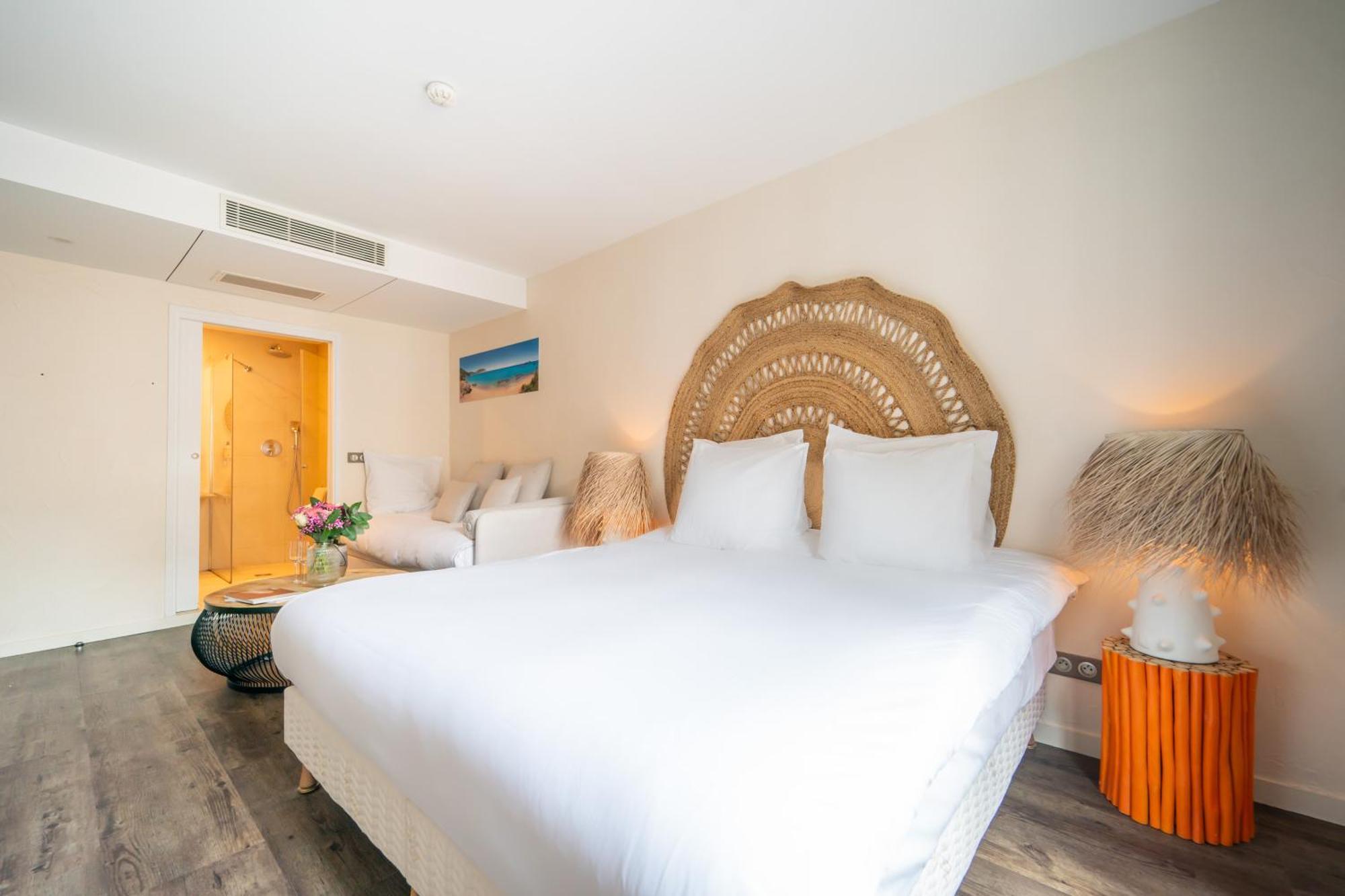 Suite Grand lit double lit simple